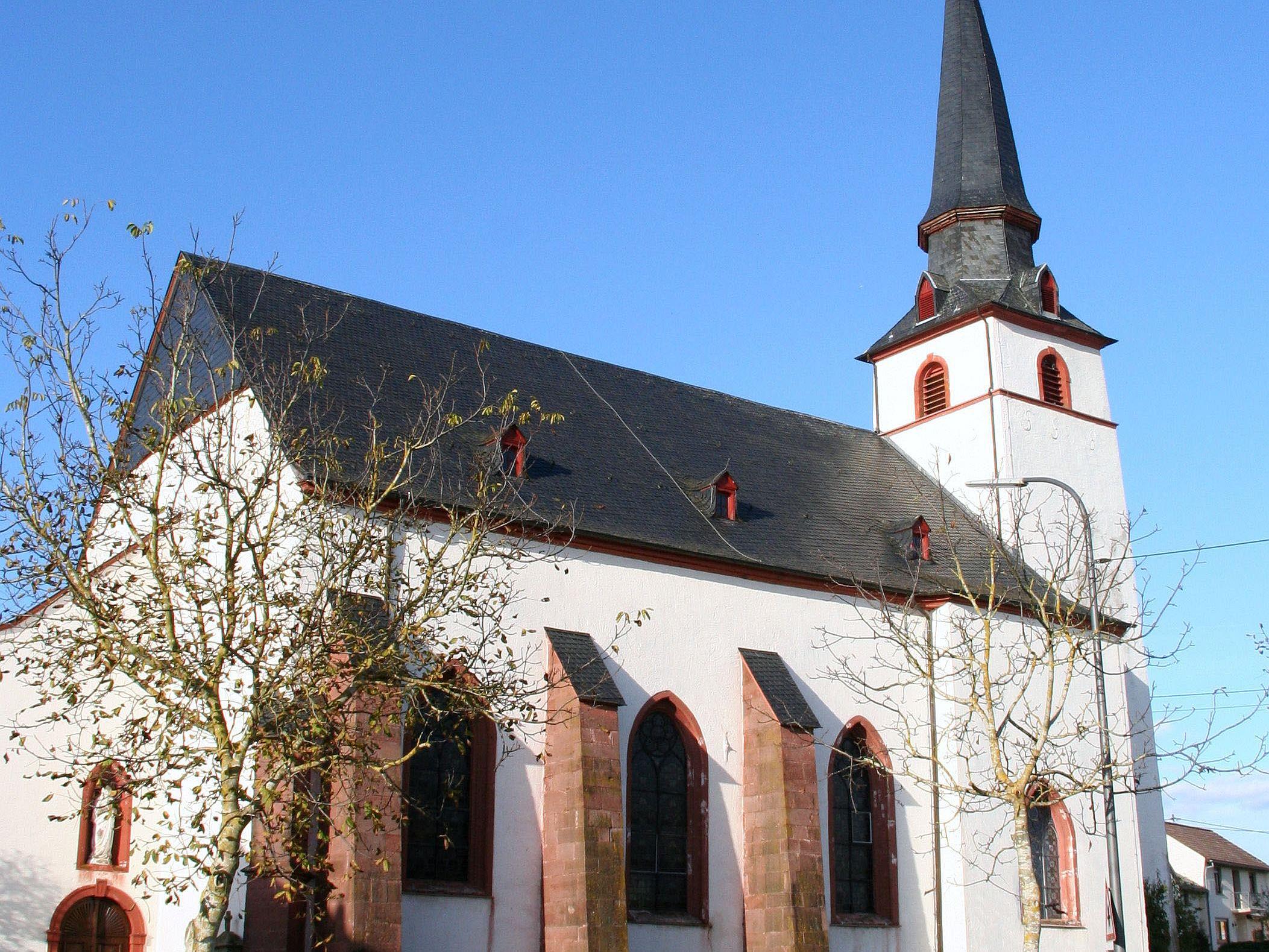 Auf dem Bild zu sehen ist die Wallfahrtskirche in Weidingen