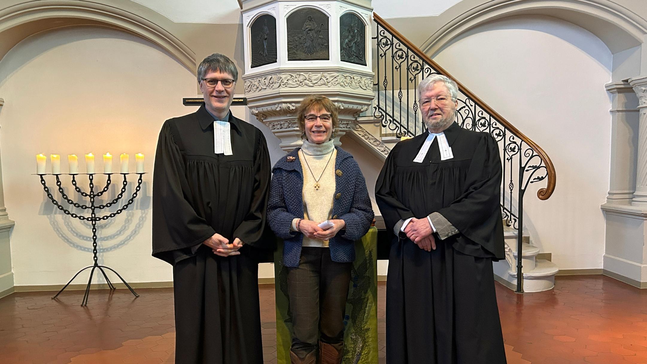 Pfarrer Jörg Beckers, Waltraud Andruet und Pfarrer Hartmut Richter (von links) bereiteten den Gottesdienst anlässlich der Gebetswoche für die Einheit der Christen vor.