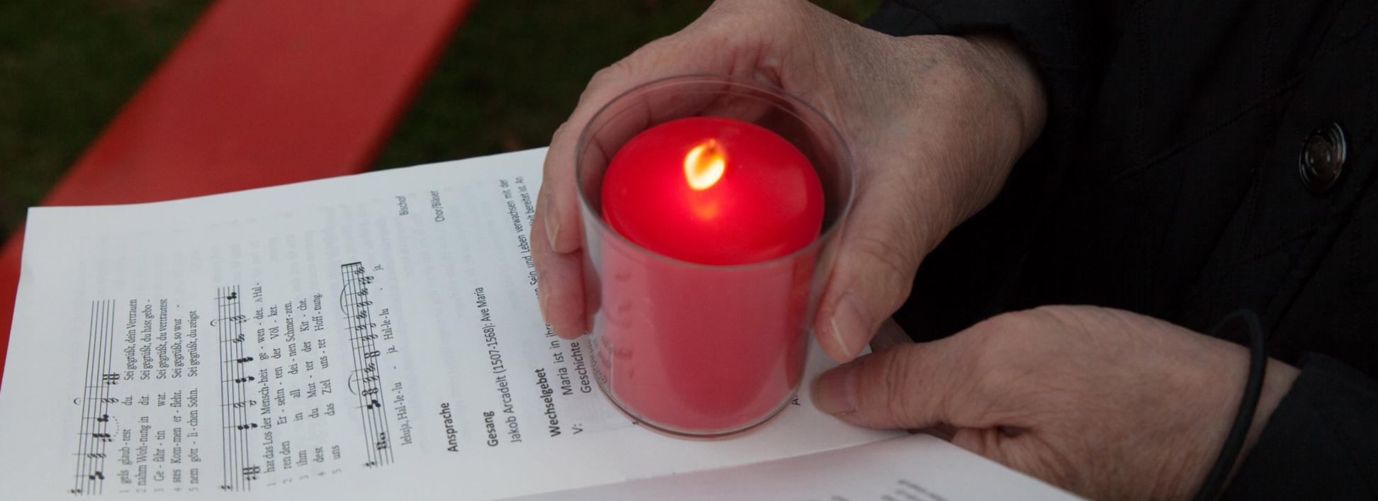 Trost und Gemeinschaft am Heiligen Abend