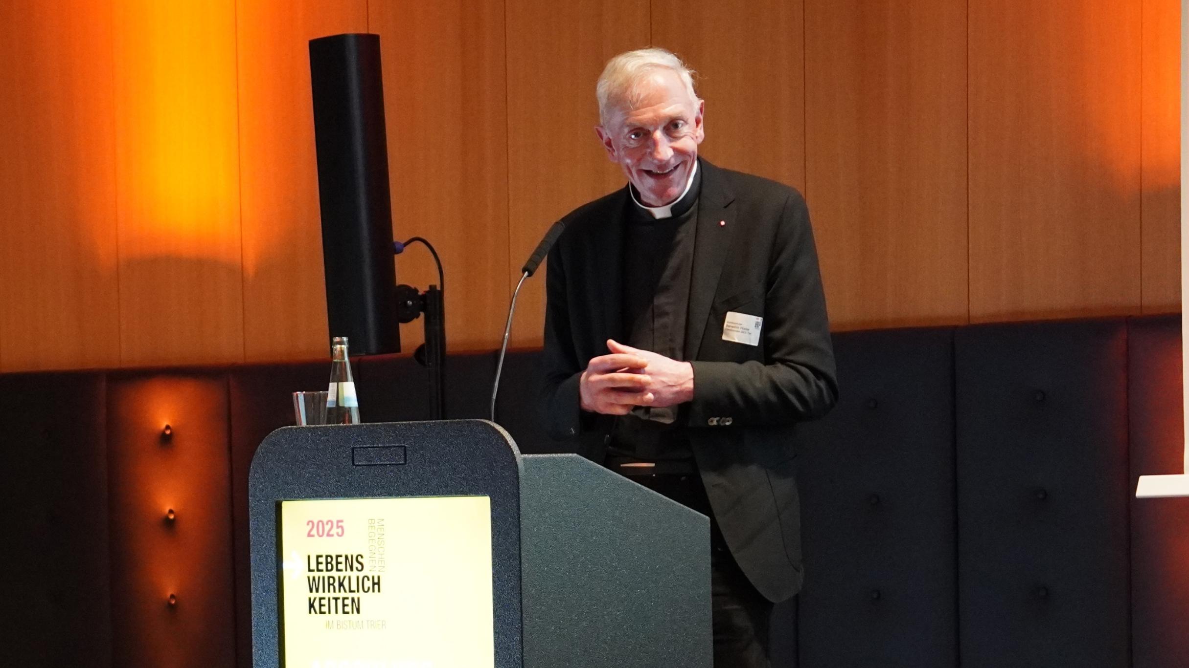 Der Vorstandsvorsitzende des Caritasverbands für die Diözese Trier, Domkapitular Benedikt Welter, warb dafür, sich beim kommenden Umlauf 2027 auf Begegnungen mit Menschen außerhalb des eigenen Alltags einzulassen.